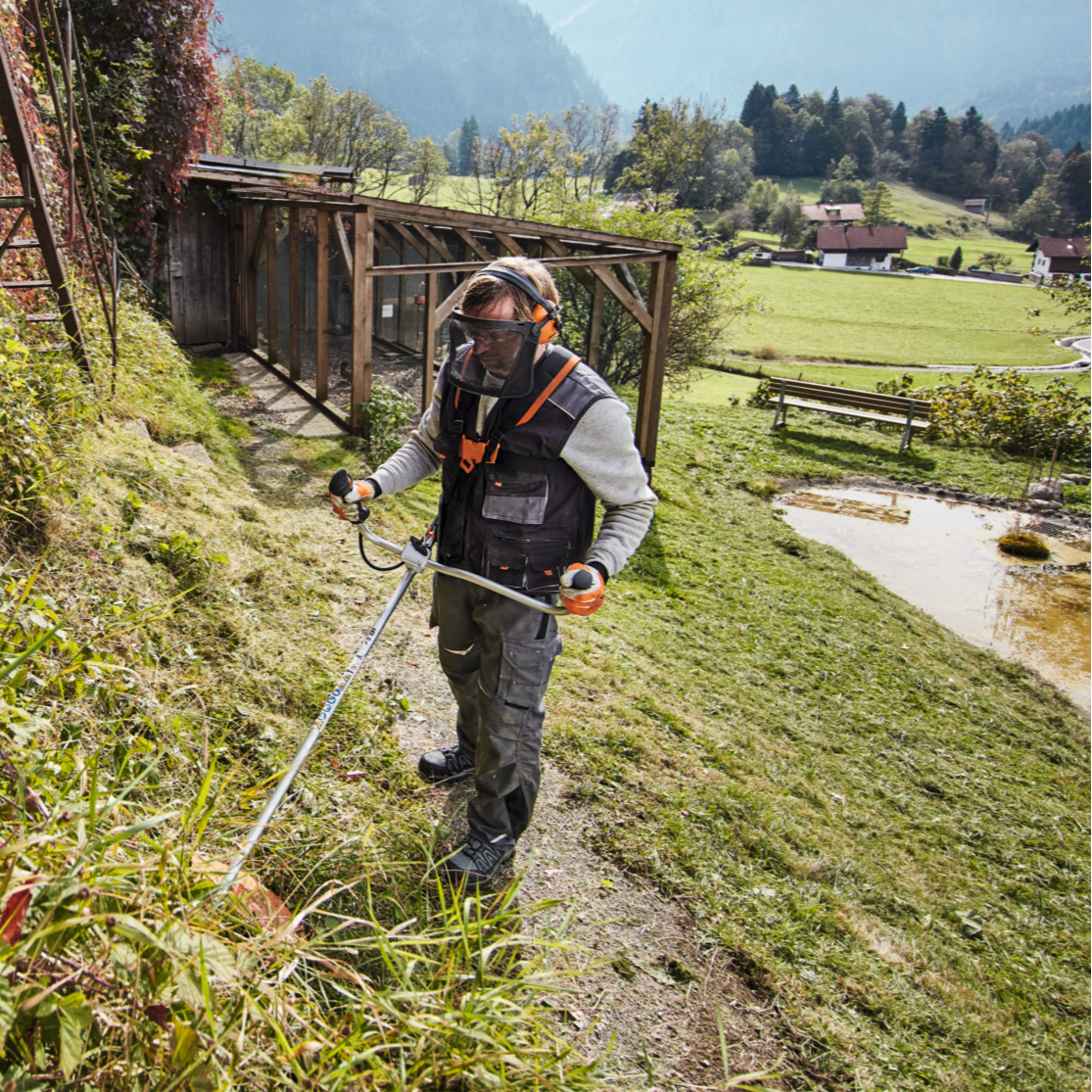 Stihl FS 261 Benzine Bosmaaier Driehoeksmes 300-3 - keizers.nu