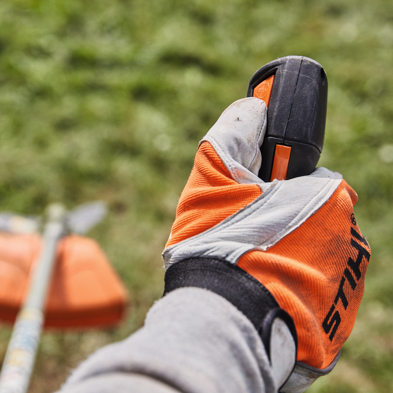 Stihl FS 261 Benzine Bosmaaier Driehoeksmes 300-3 - keizers.nu
