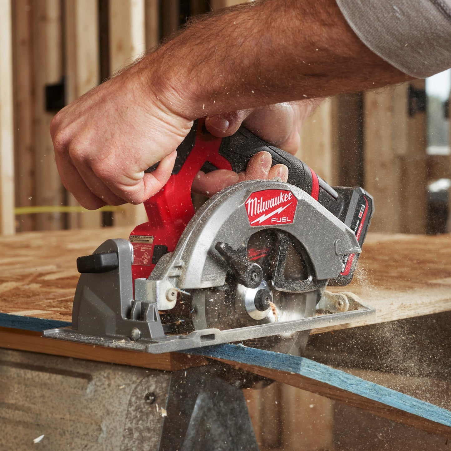 Milwaukee M12 FUEL compacte cirkelzaagmachinekeizers_nu_7