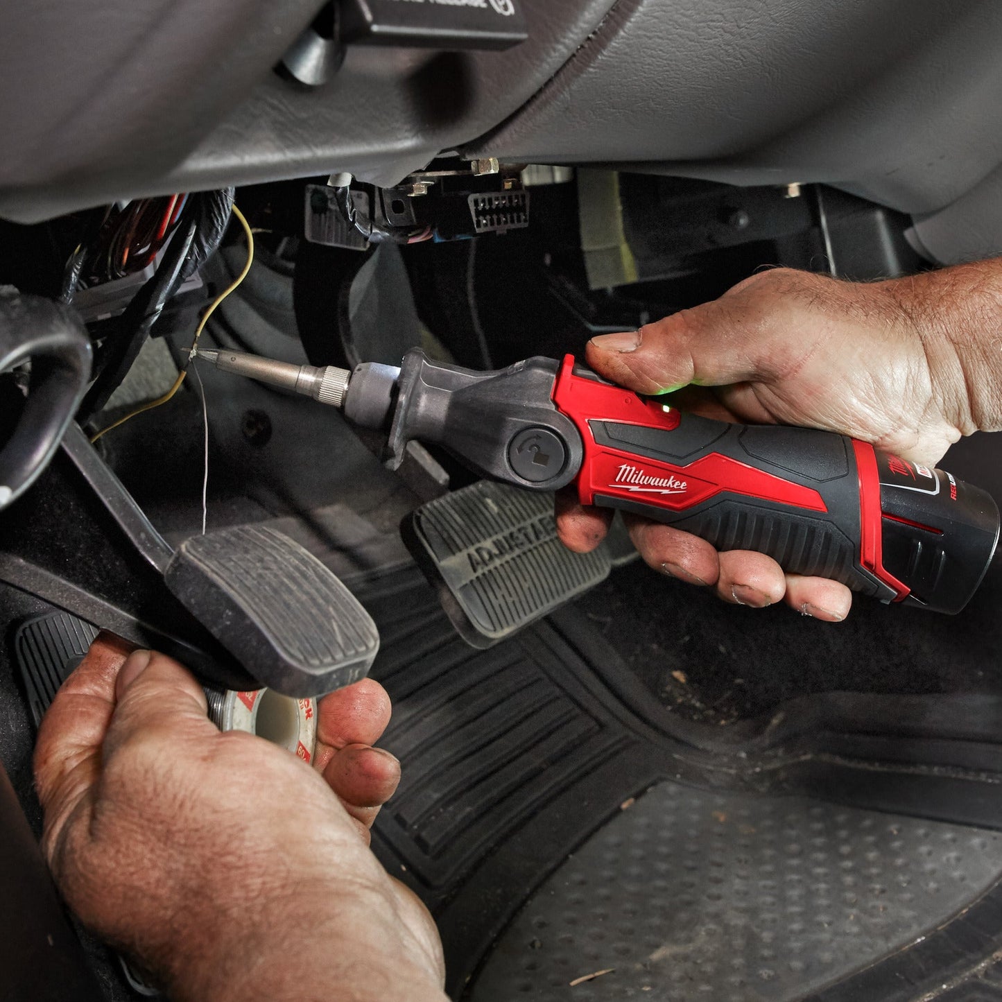 Milwaukee M12 subcompacte soldeerboutkeizers_nu_5