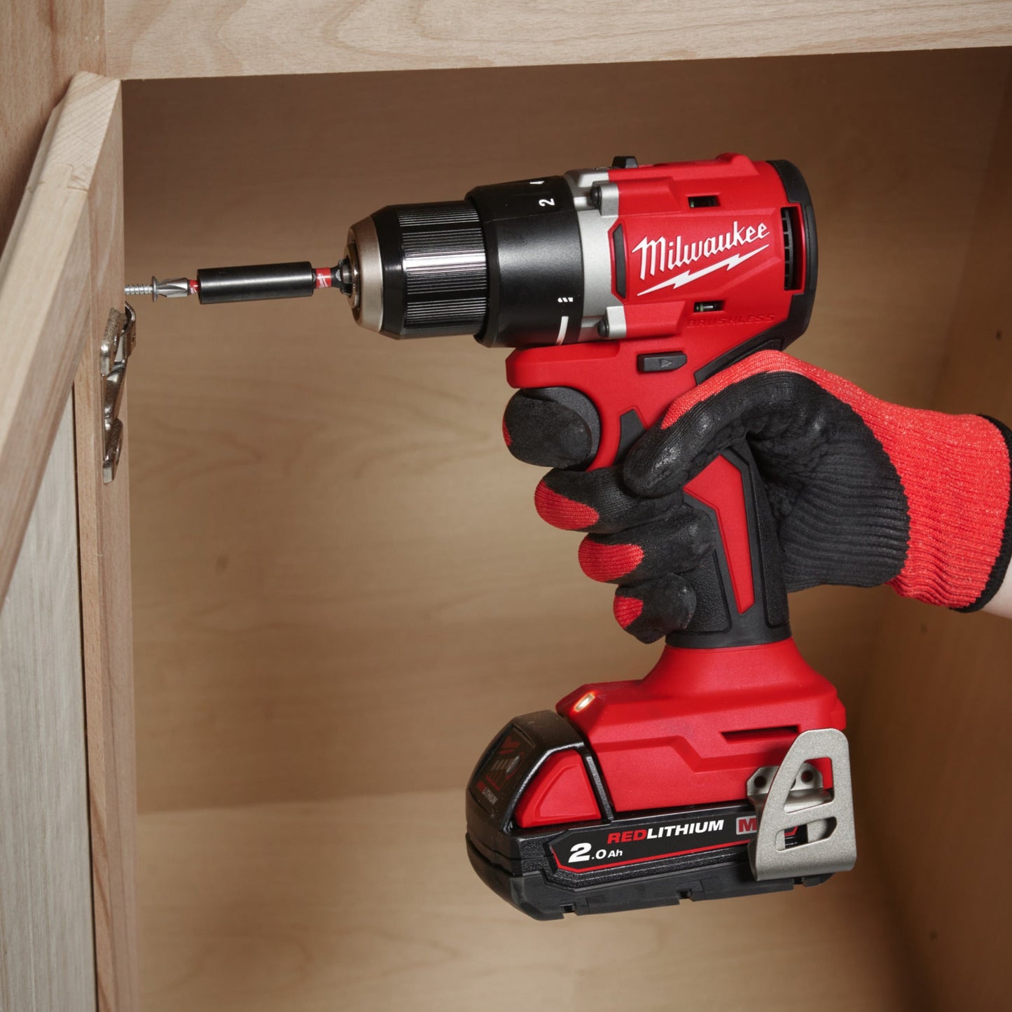 Milwaukee M18 compacte koolborstelloze boormachinekeizers_nu_6