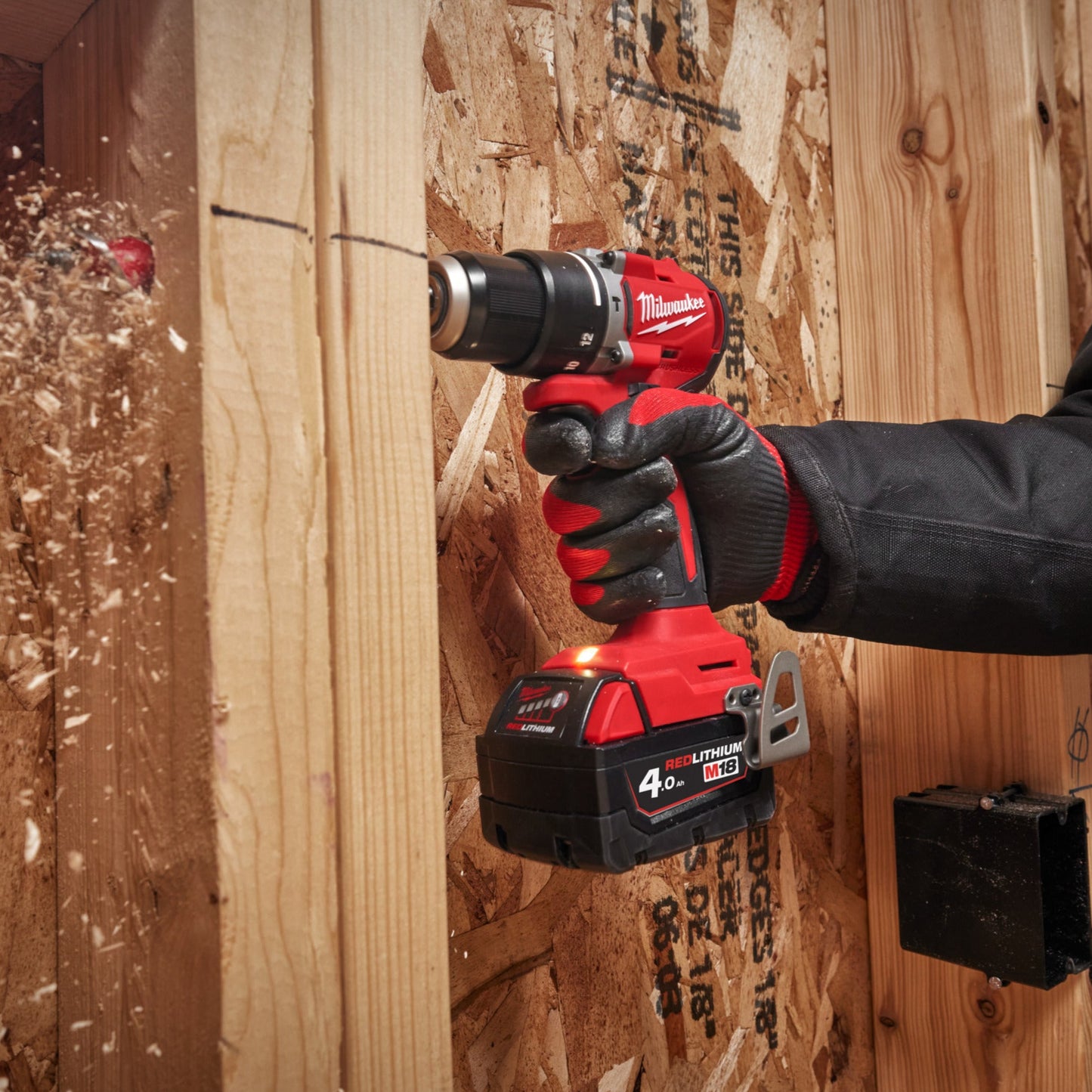 Milwaukee M18 compacte koolborstelloze slagboormachinekeizers_nu_6
