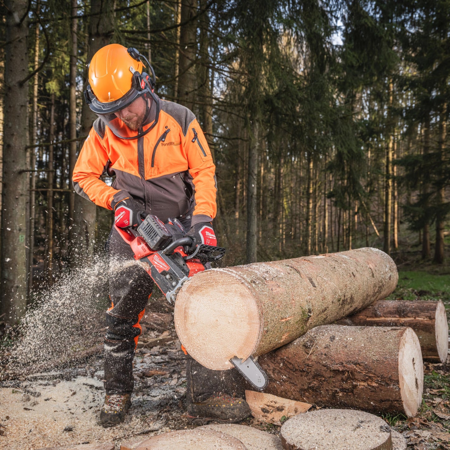 Milwaukee M18 FUEL dual battery kettingzaag 50 cmkeizers_nu_8
