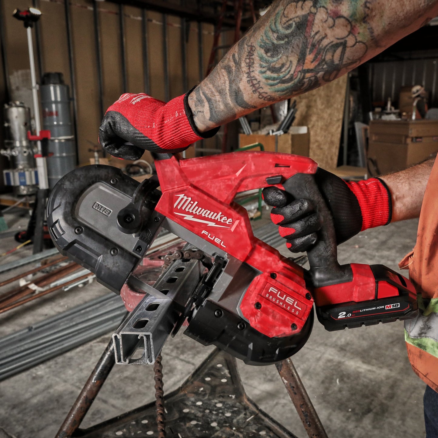 Milwaukee M18 FUEL compacte bandzaagkeizers_nu_5