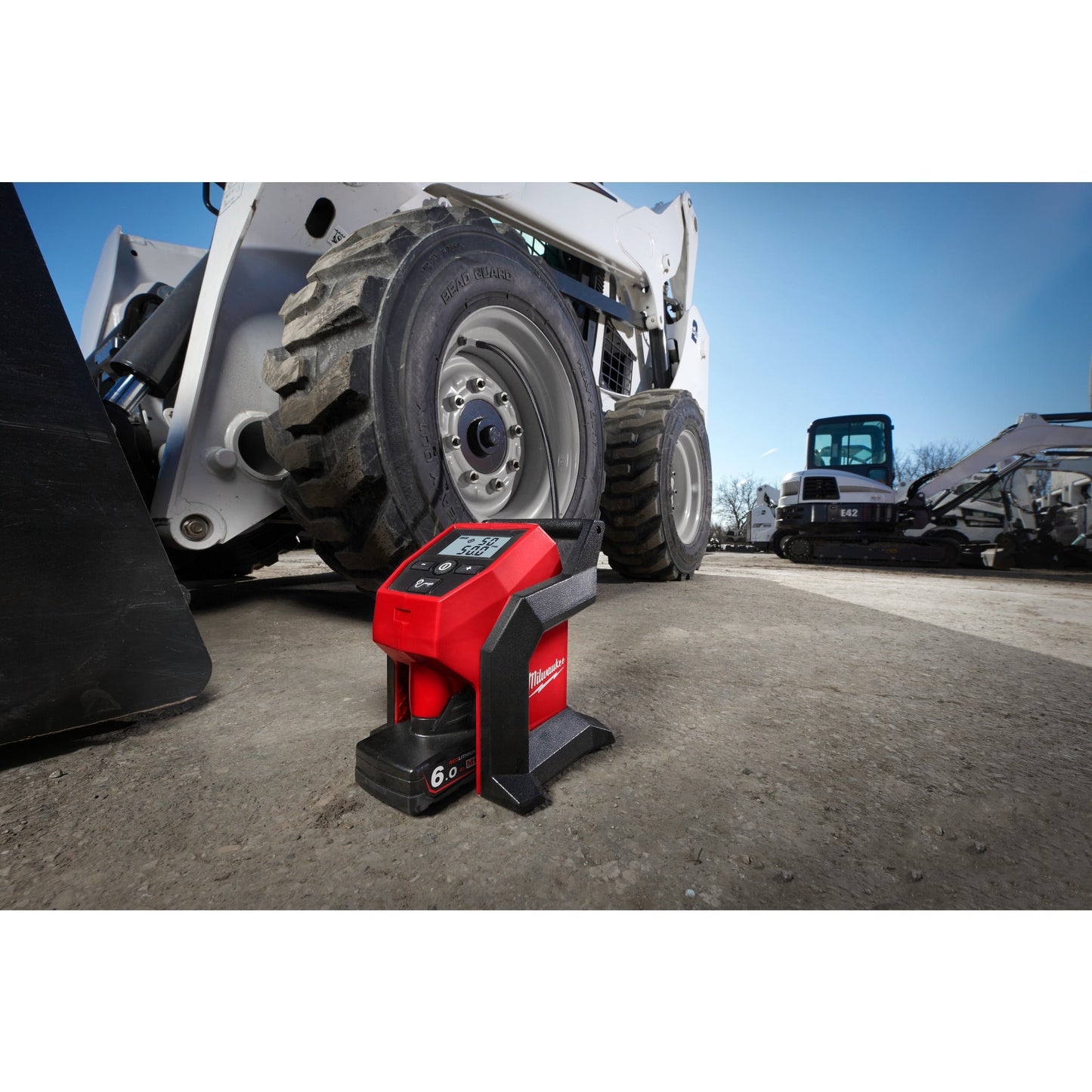 Milwaukee M12™ Accu Compressor6