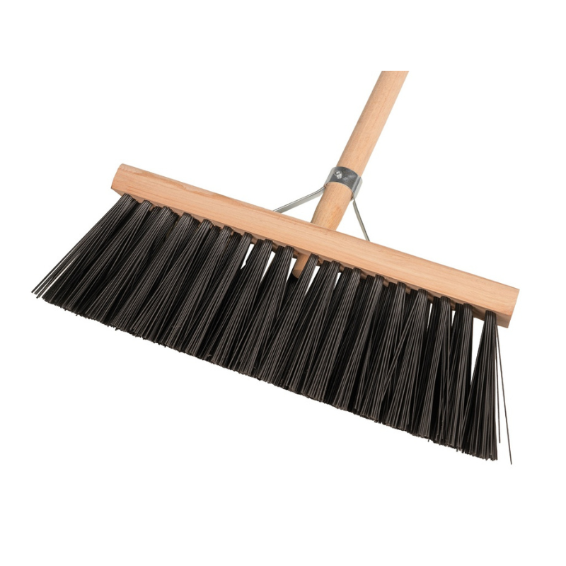 Solide Straatbezem - met 160 cm steel
