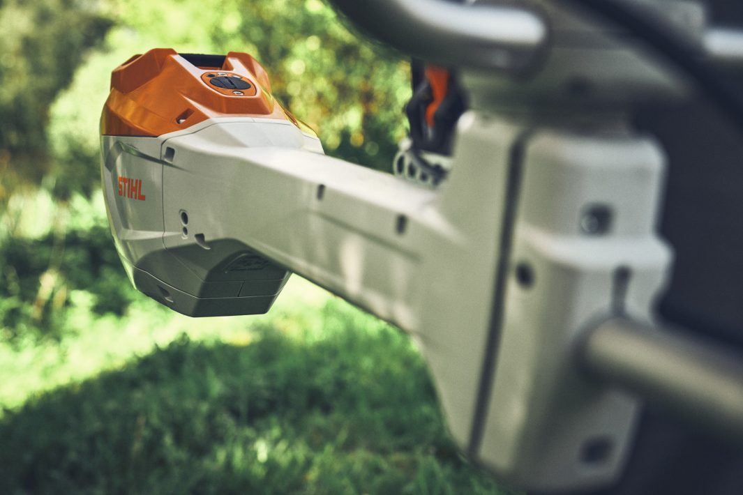 Stihl FSA 400 Accu Bosmaaier Body met AutoCut 46-2 - Gratis Accudeal