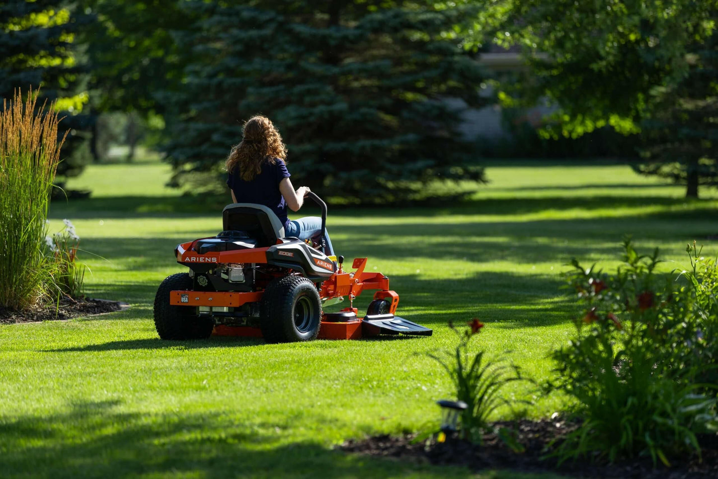 Ariens Edge 42 Zero-Turn Zitmaaier - keizers.nu