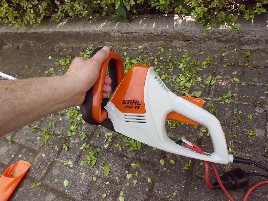 Stihl HSE 42 Elektrische Heggenschaar - 45 cm - keizers.nu