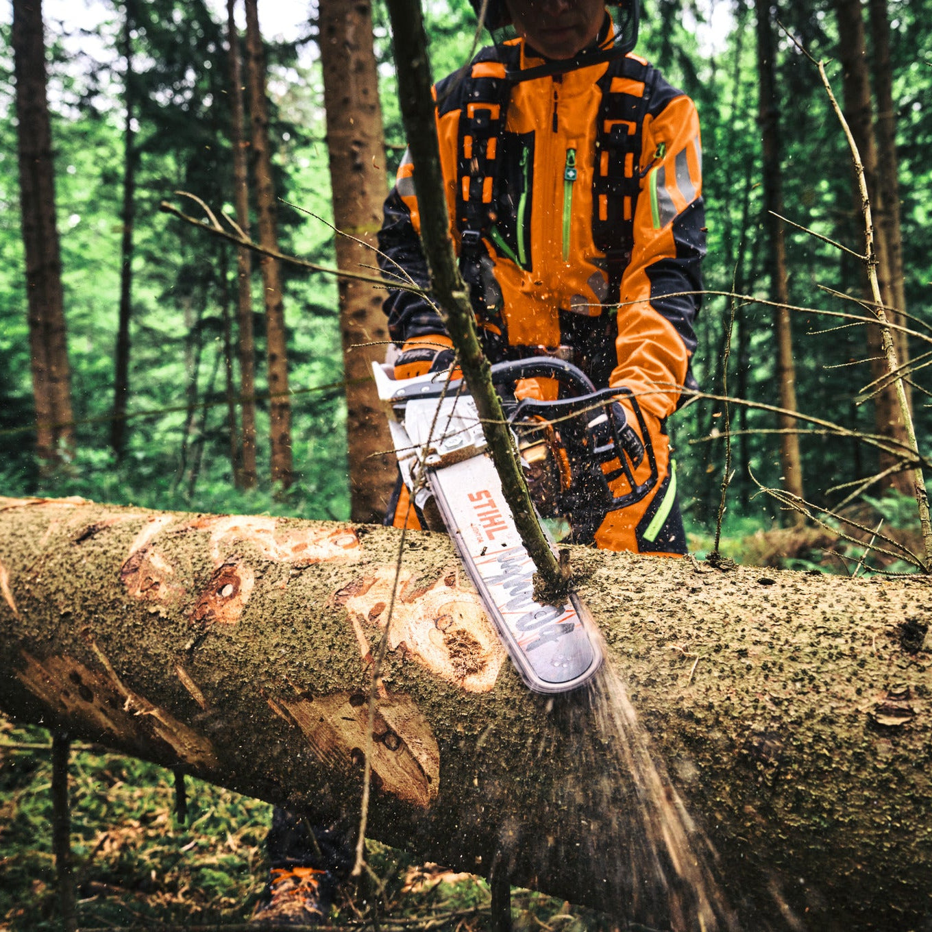 STIHL MS 300 C-M RS Pro Benzine Kettingzaag - 35 cm-keizers.nu