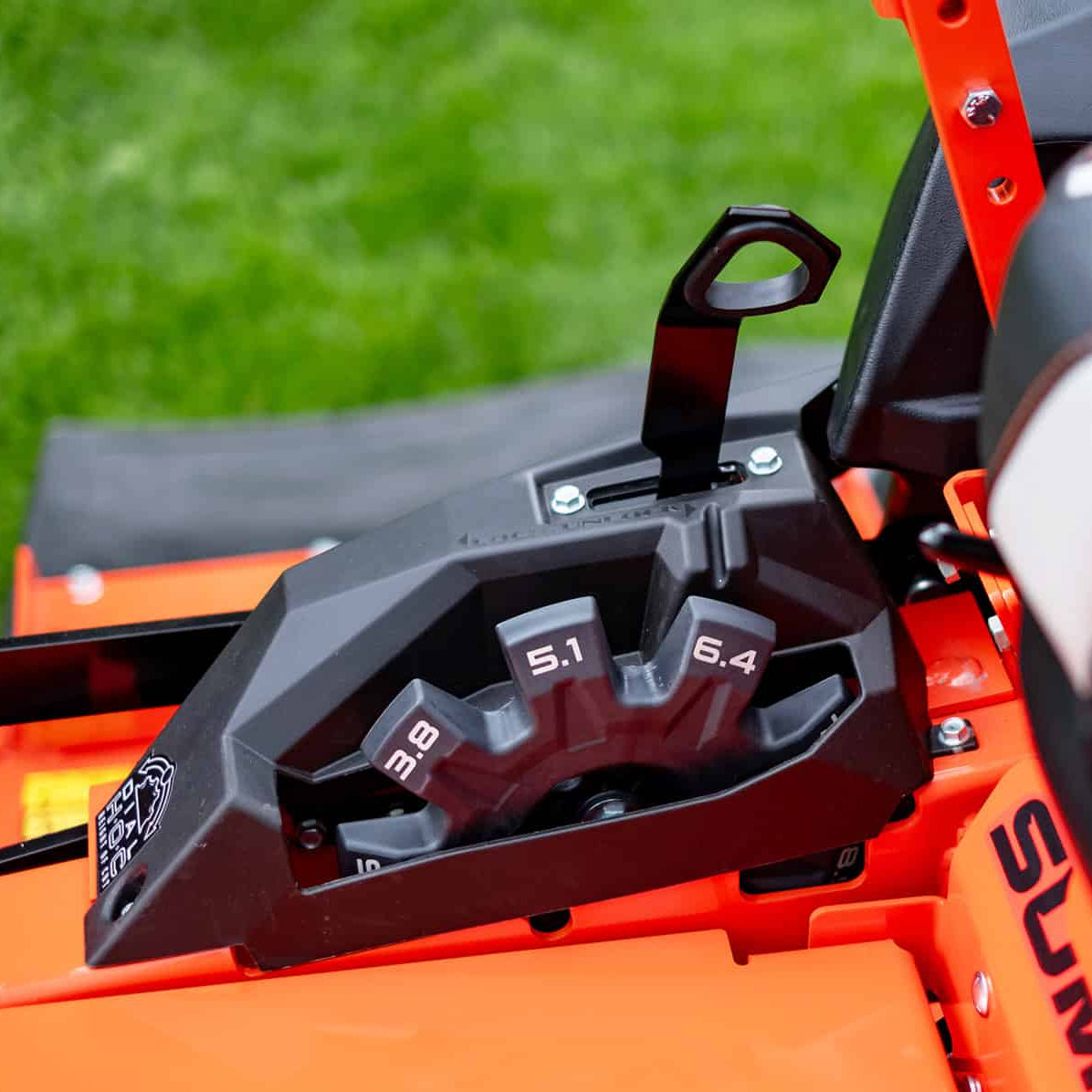 Ariens Summit Pro 572 Zero-Turn Maaier 183 cm standen
