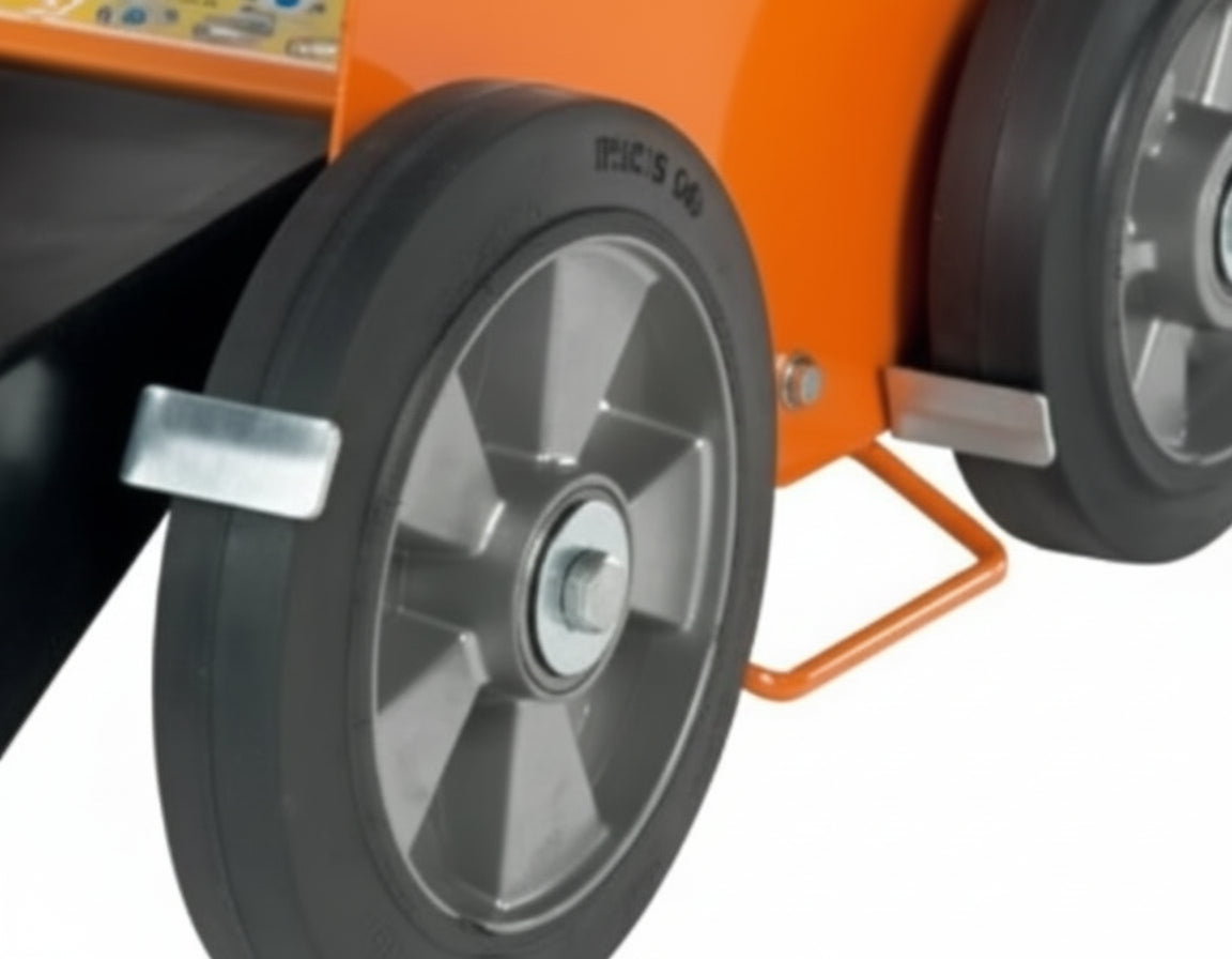 Eliet E450 verticuteermachine met Honda GX160