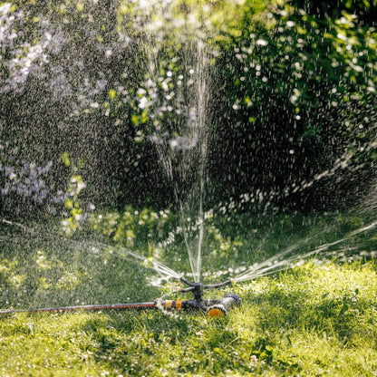 Fiskars Cirkelsproeier Metaal op Wielen-keizers.nu