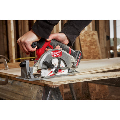 Milwaukee M12 FUEL compacte cirkelzaagmachinekeizers_nu_8