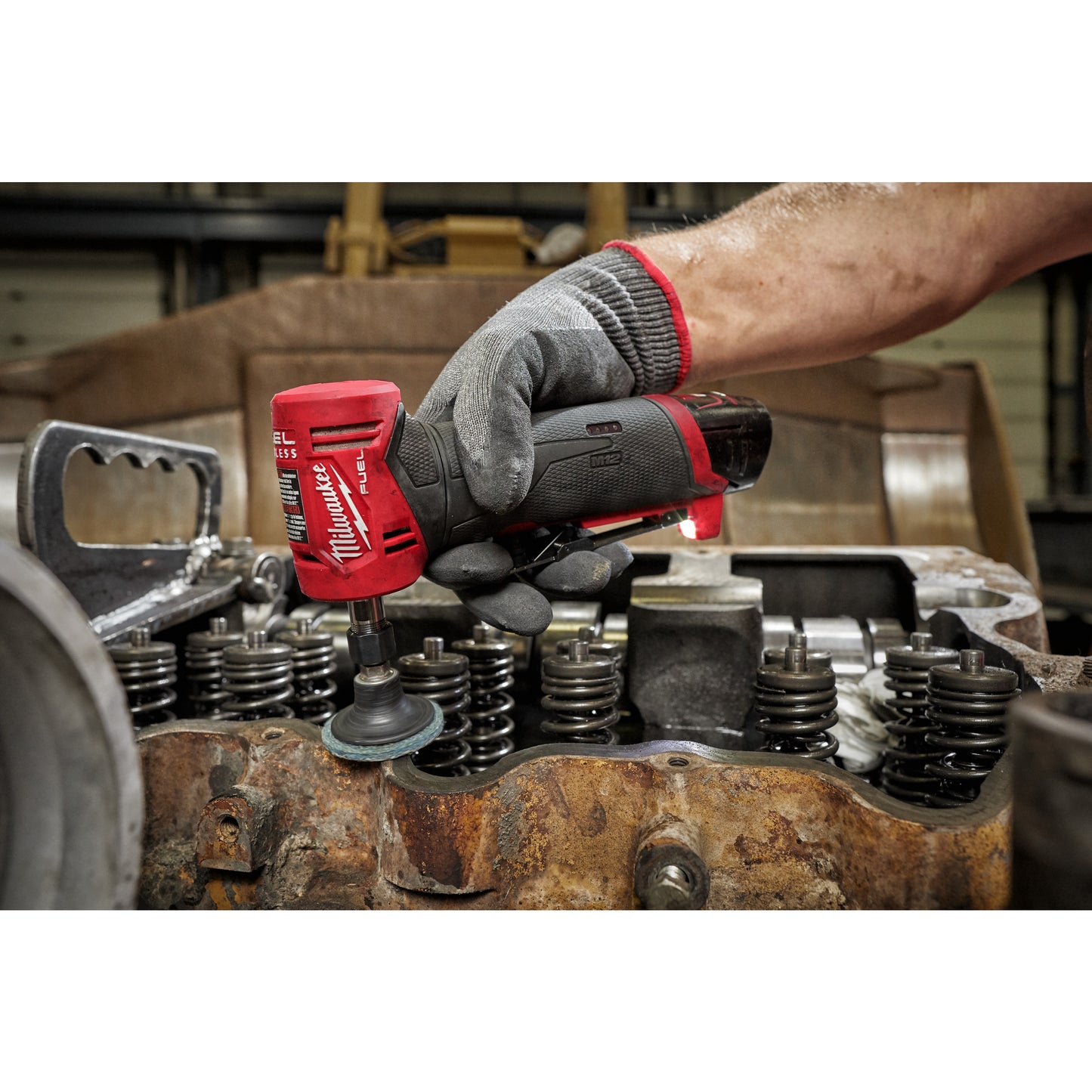 Milwaukee M12 FUEL haakse stifslijperkeizers_nu_5