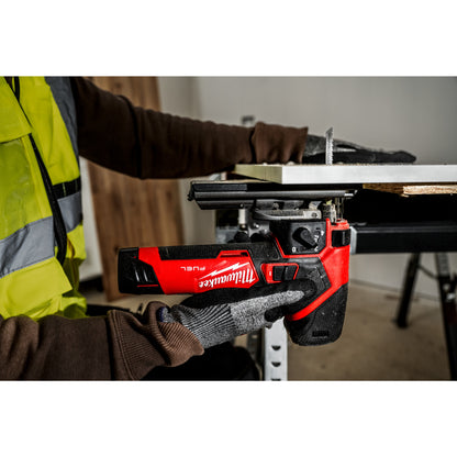 Milwaukee M12 FUEL decoupeerzaagmachinekeizers_nu_6