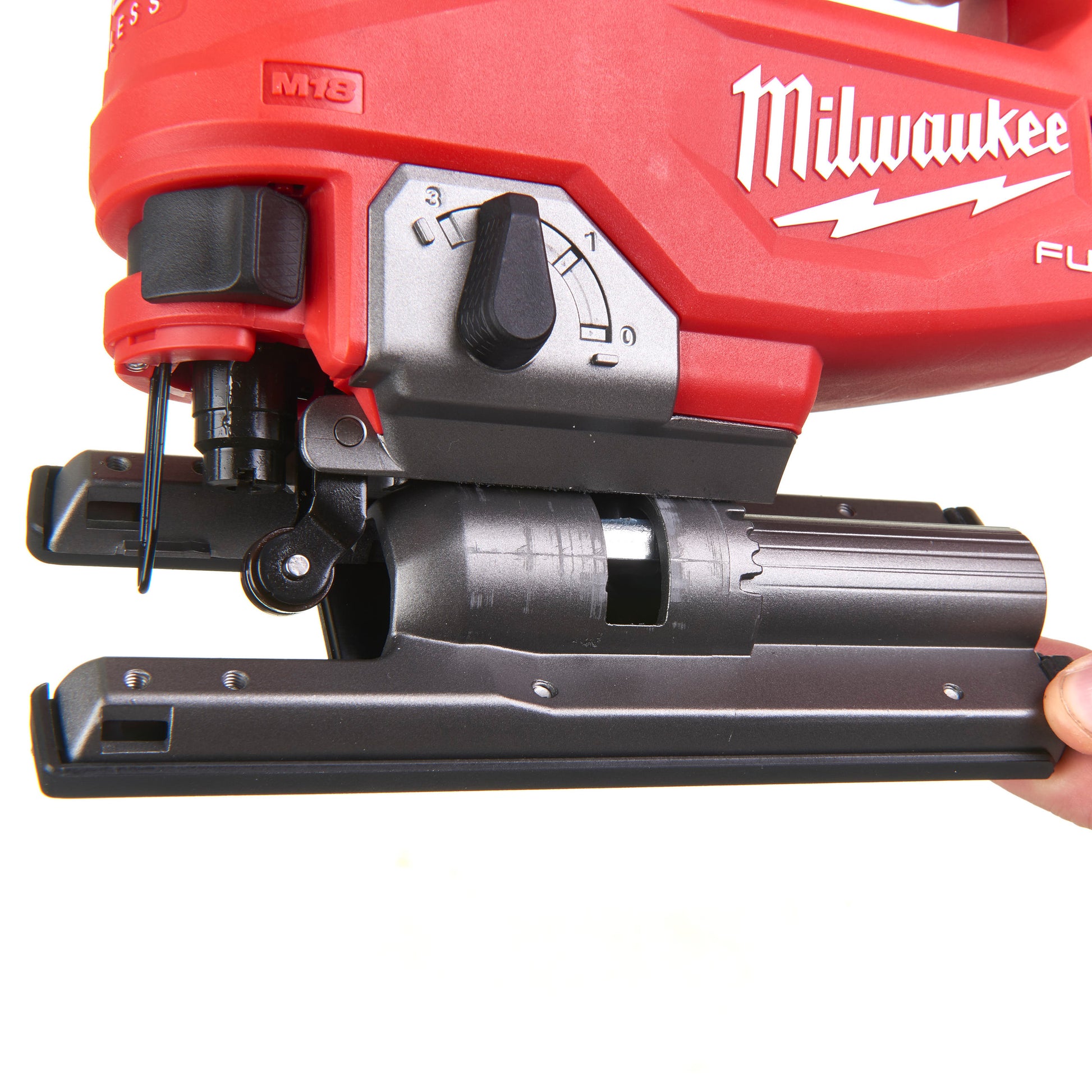 Milwaukee M18 FUEL decoupeerzaagmachinekeizers_nu_9