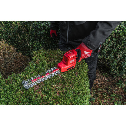 Milwaukee M12 FUEL™ Accu Heggenschaar2