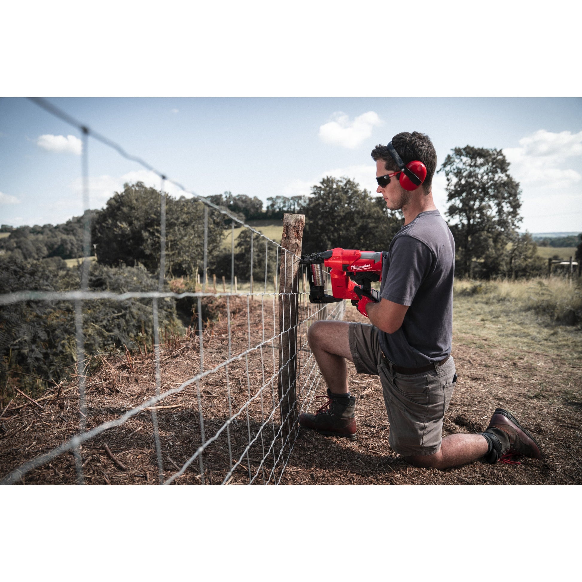 Milwaukee M18™ FUEL™ M18 FFUS-302C Accu Nietapparaat2