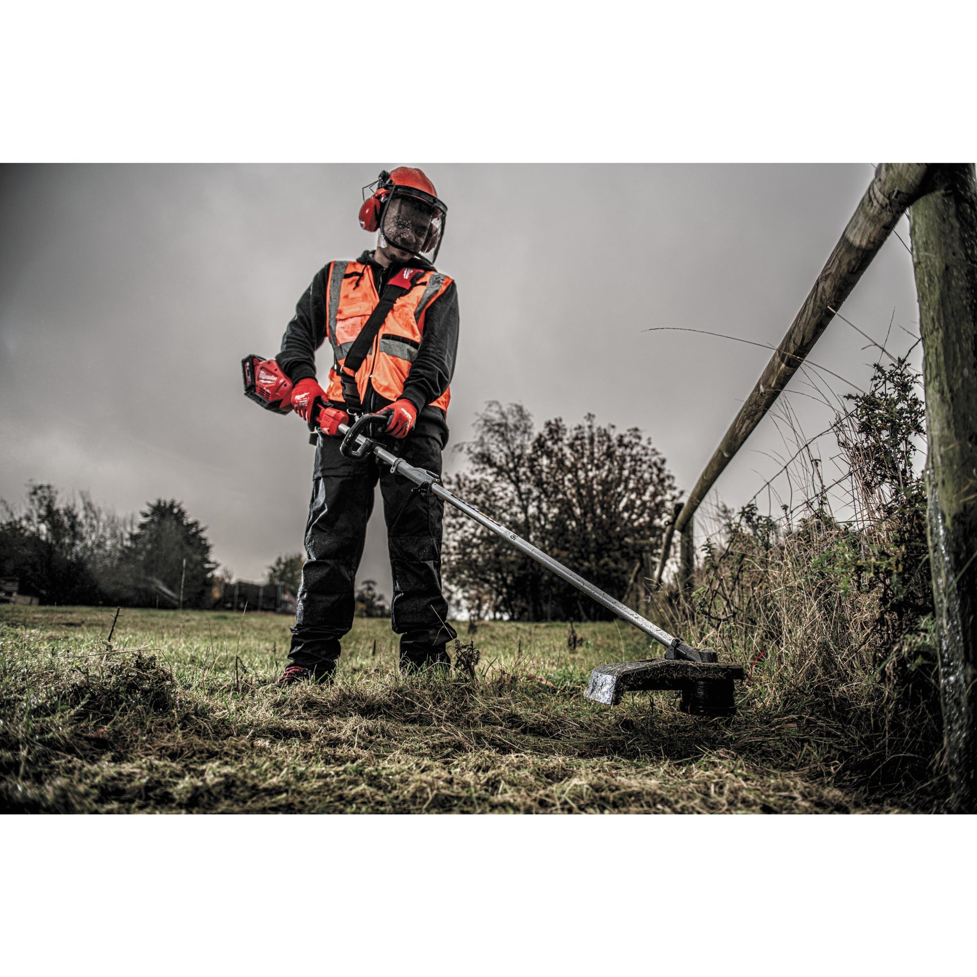 Milwaukee QUIK-LOK™  M18 FOPH-LTA Grastrimmer Opzetstuk1