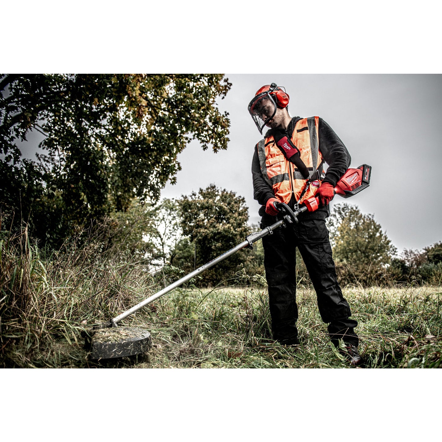 Milwaukee QUIK-LOK™  M18 FOPH-LTA Grastrimmer Opzetstuk4
