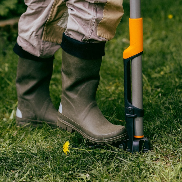 Fiskars Ergonomic Onkruidtrekker 106 cm-keizers.nu