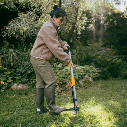 Fiskars Ergonomic Onkruidtrekker 106 cm-keizers.nu