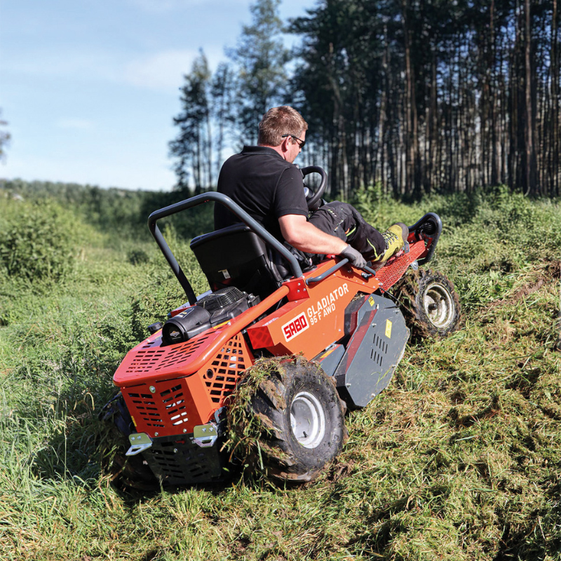 SABO Gladiator 95 F AWD Benzine Ruwterreinzitmulcher