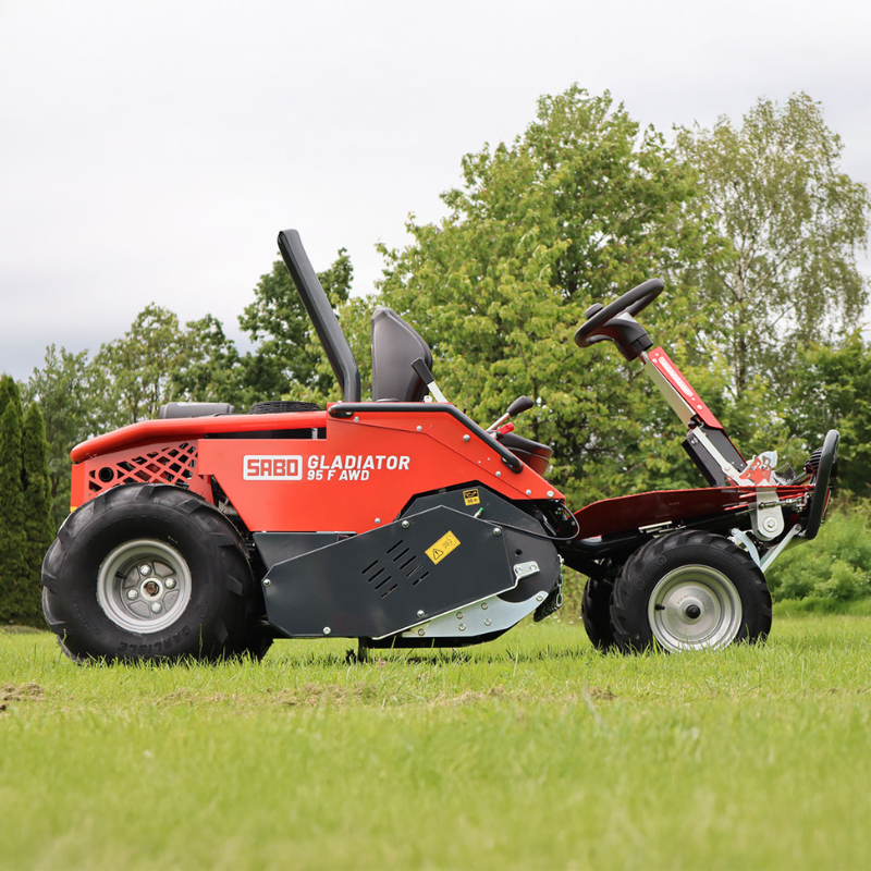 SABO Gladiator 95 F AWD Benzine Ruwterreinzitmulcher