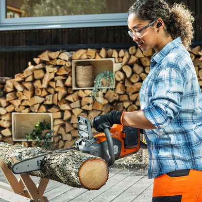 Husqvarna 230i accukettingzaag - 35 cm, 36V, met accu en lader