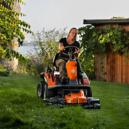 Husqvarna R 200iX AWD frontmaaier - maaibreedte 94-103 cm-keizers.nu