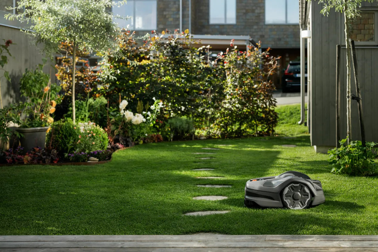 Husqvarna Automower® 305E NERA Robotmaaier - Draadloos