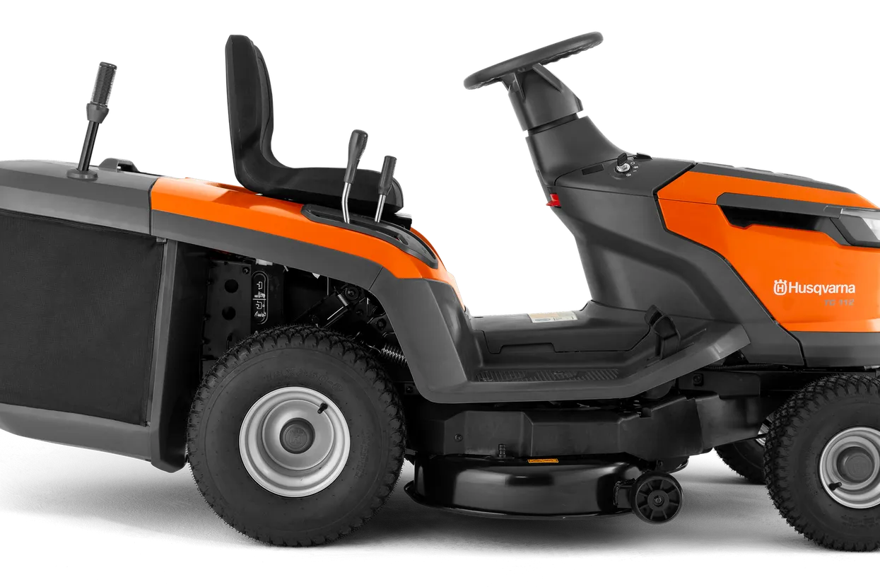 Husqvarna TC 112 Benzine Zitmaaier-keizers.nu