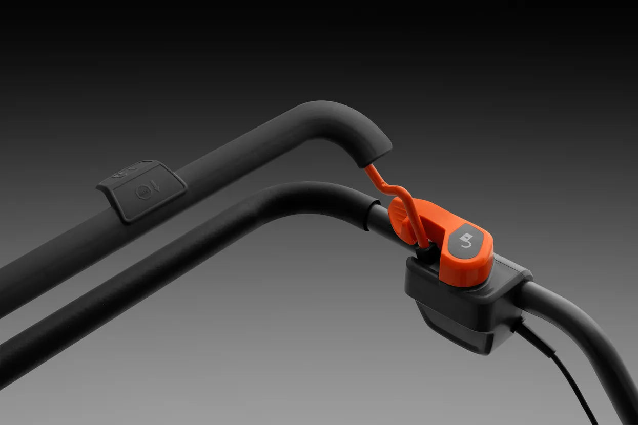 Husqvarna LC 137i accugrasmaaier - maaibreedte 37,5 cm-keizers.nu
