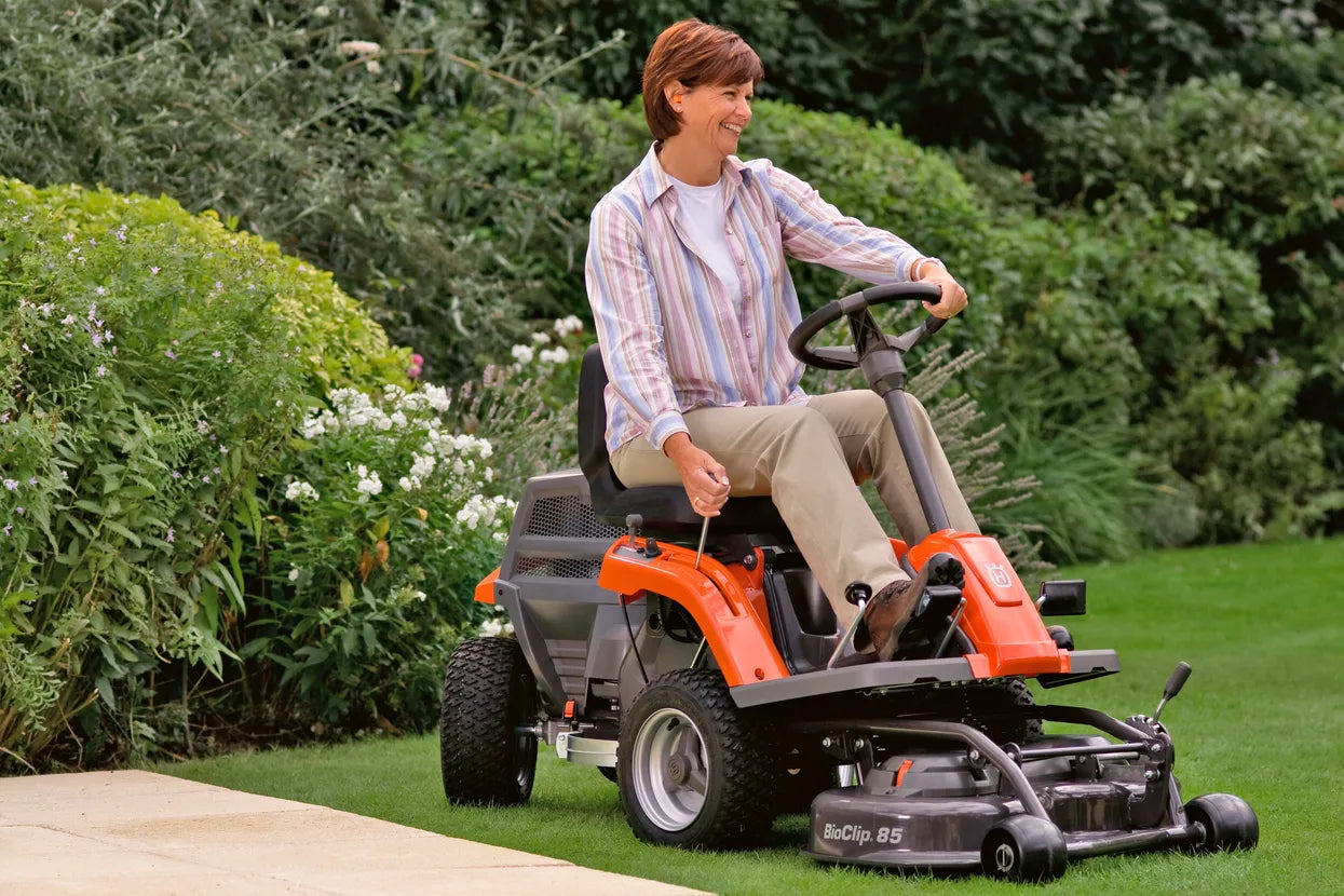 Husqvarna R 112C5 frontzitmaaier - maaibreedte 85 cm