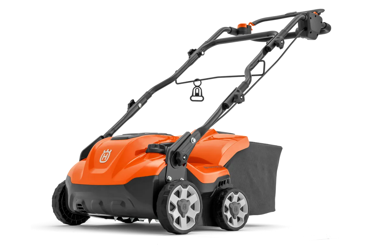 Husqvarna S 138C Elektrische Verticuteermachine - Werkbreedte 37,5 cm-keizers.nu