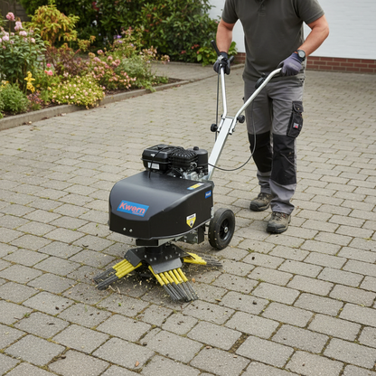 Kwern Greenbuster Pro III Benzine Onkruidborstelmachine - 24 borstels