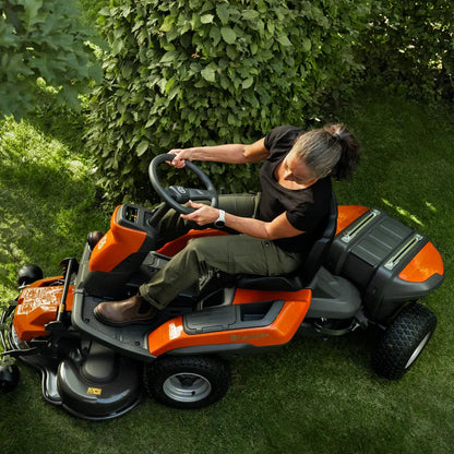 Husqvarna R 200iX AWD Accu Frontzitmaaier incl. 94 cm Maaidek