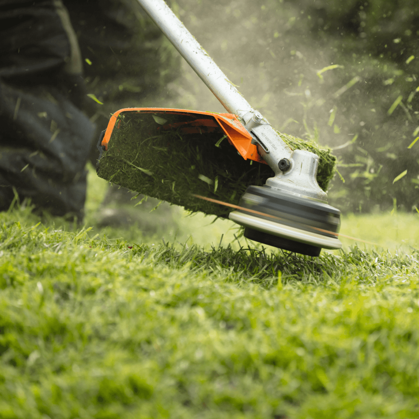 Stihl FSA 130 Accu Bosmaaier met Maaikop Body - keizers.nu