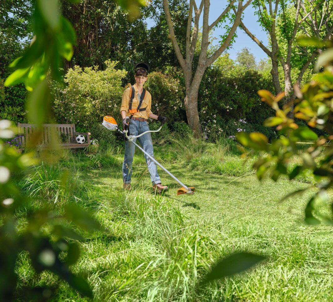 Stihl FSA 80.0 Accu Bosmaaier incl. Accu & Lader - keizers.nu