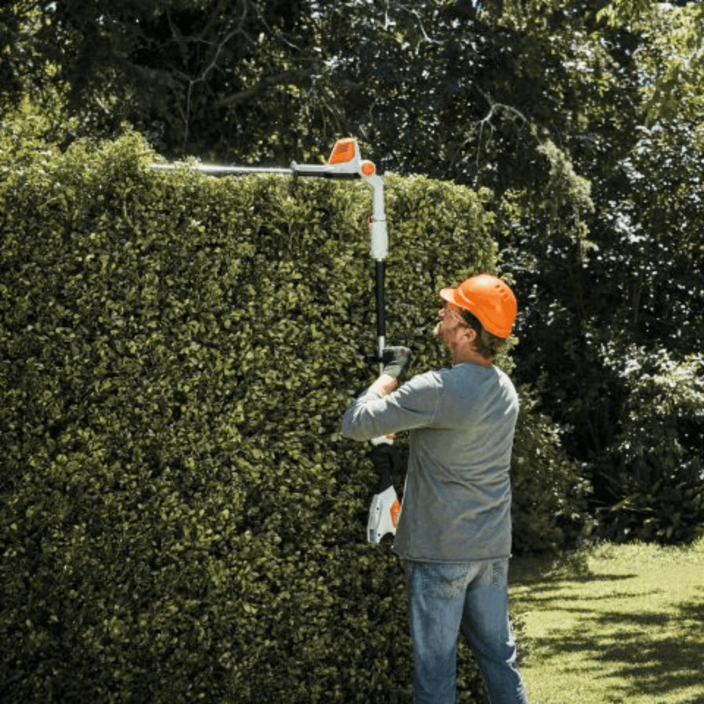 Stihl HLA 56 Accu Heggenschaar Op Steel incl. AK 20 & Lader - keizers.nu