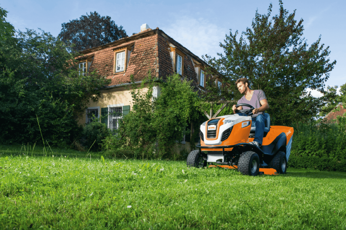 Stihl RT 6112 ZL Benzine Zitmaaier - keizers.nu