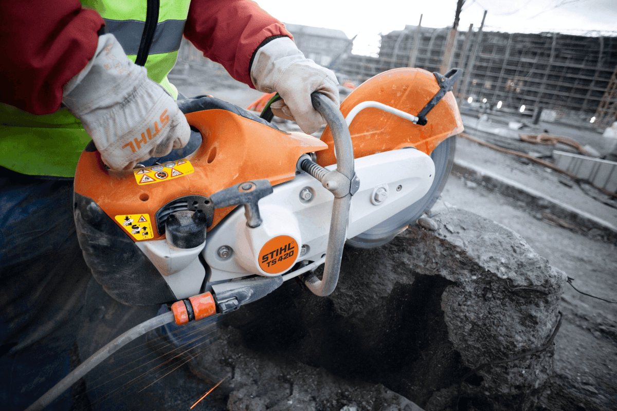 STIHL TS 420 Benzine Doorslijper + 2× AgroTech TURBO Diamant Doorslijpschijf 350 mm (set)