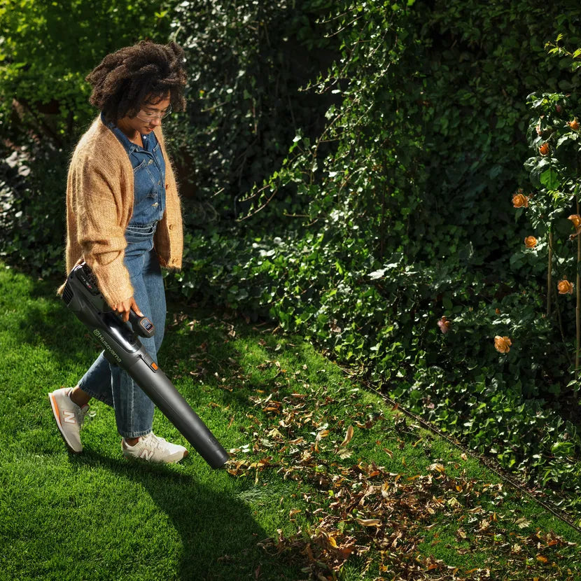 Husqvarna Aspire B8X-P4A™ bladblazer - met accu en lader