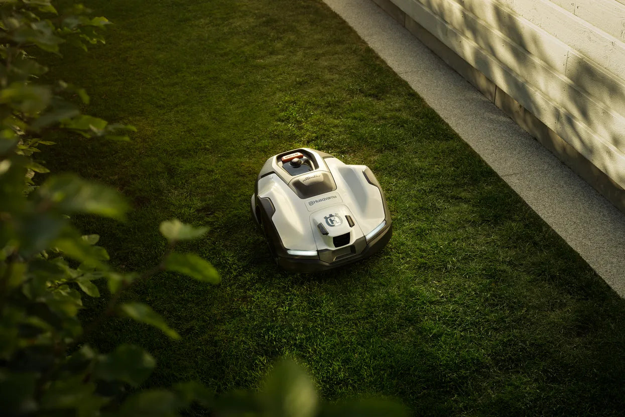 Husqvarna Automower® 410VE NERA Robotmaaier - Draadloos met AI Vision