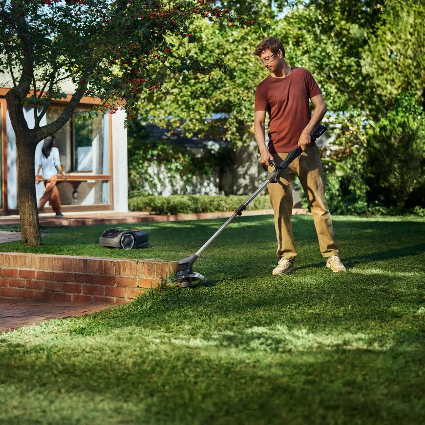 Husqvarna Aspire™ T28-P4A grastrimmer - 28 cm met accu en lader-keizers.nu