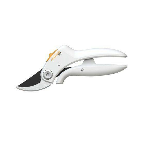 Fiskars Snoeischaar White Bypass P57