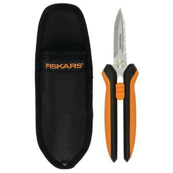 Fiskars Solid Multi-Task SP-320 - keizers.nu