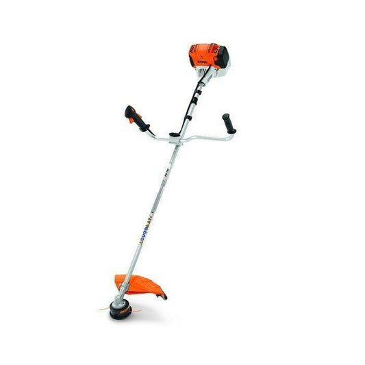 Stihl FS 131 met Maaikop