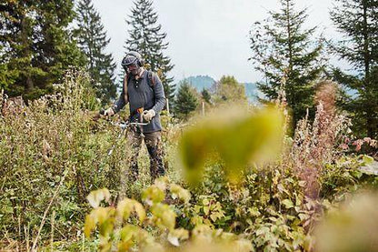 Stihl FS 131 Benzine Bosmaaier met Maaimes - keizers.nu